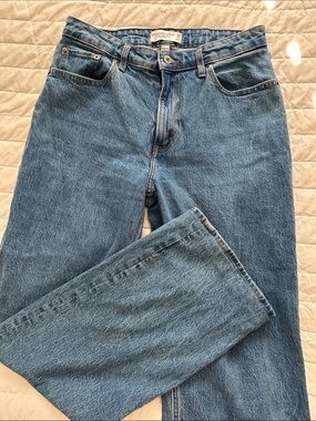 Abercrombie & Fitch Women's Straight-Leg Blue Jeans